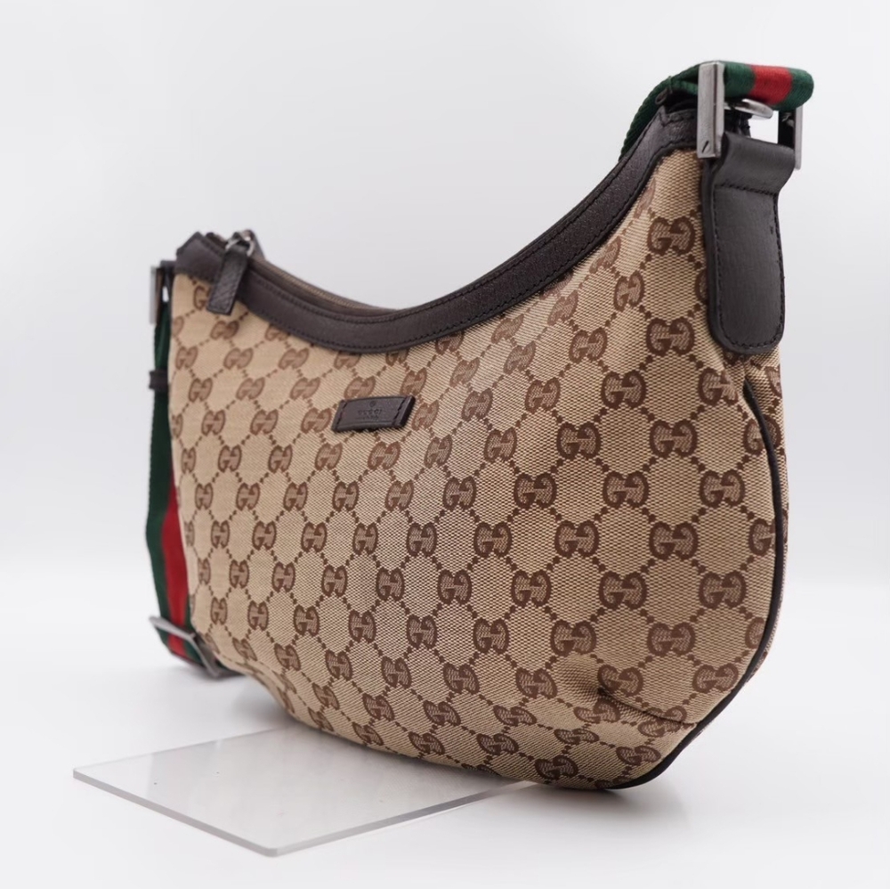 ❌️❌️SOLD❌️❌️BD41❤️ GUCCI Monogram Web Halfmoon Crossbody Bag - Picture 3 of 16